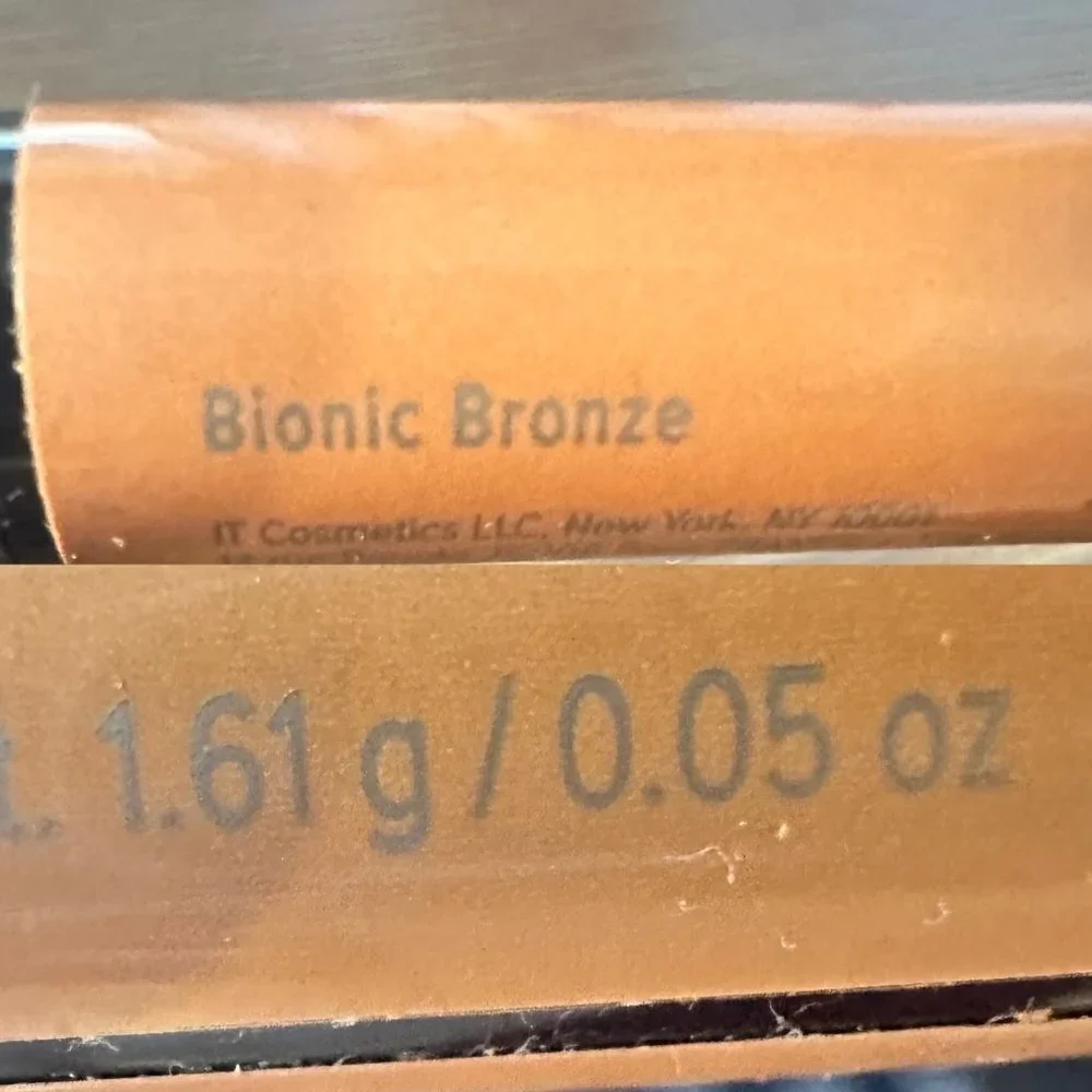 It Cosmetics Superhero No-Tug Shadow Stick Bionic Bronze NEW 0.05 oz
